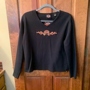 HARLEY DAVIDSON, licensed product Top, long sleeve BLACK, V neck. Size Medium.